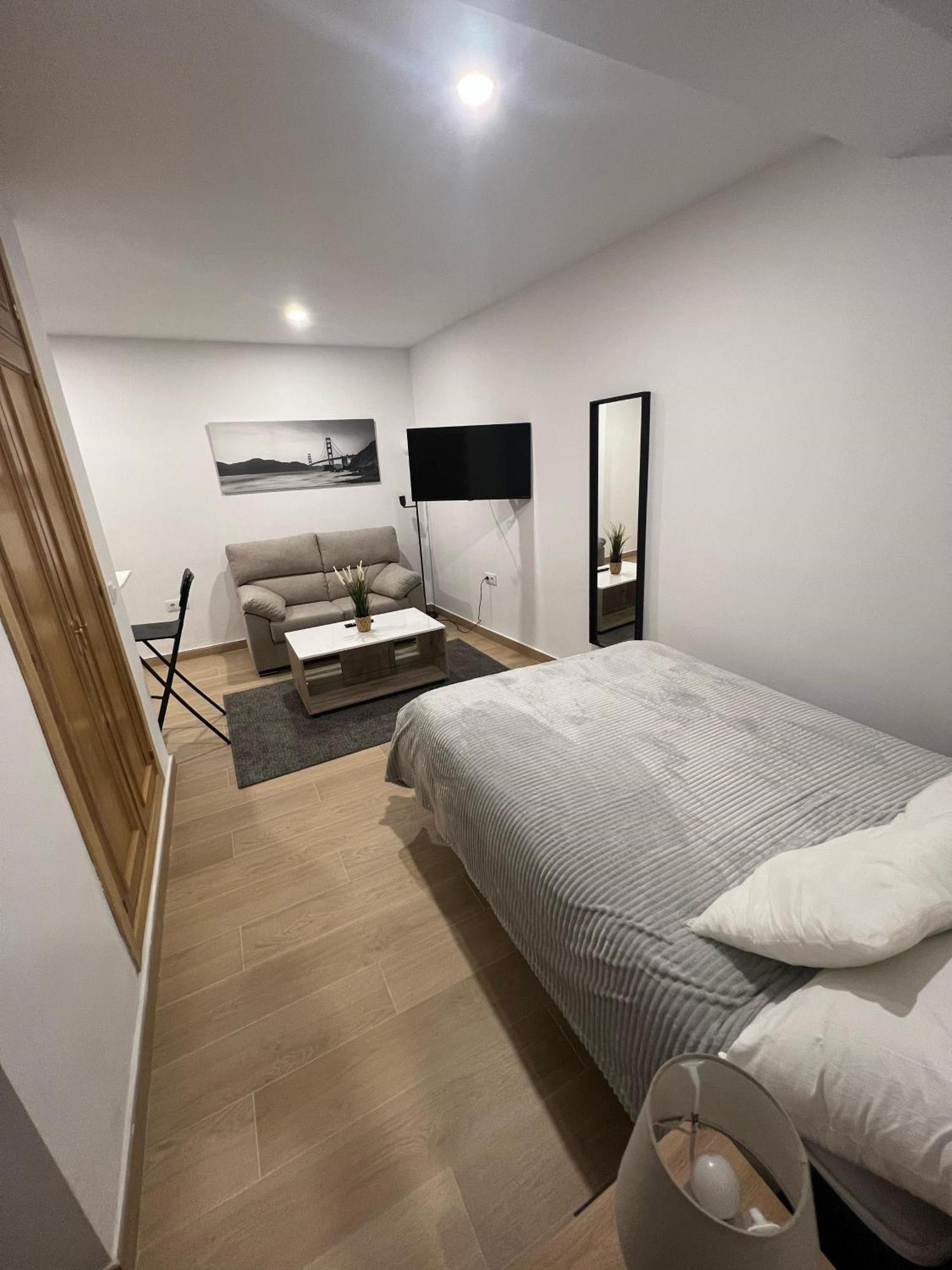 G&H Apartments - Apartamento Porvenir Jerez de la Frontera Exterior foto